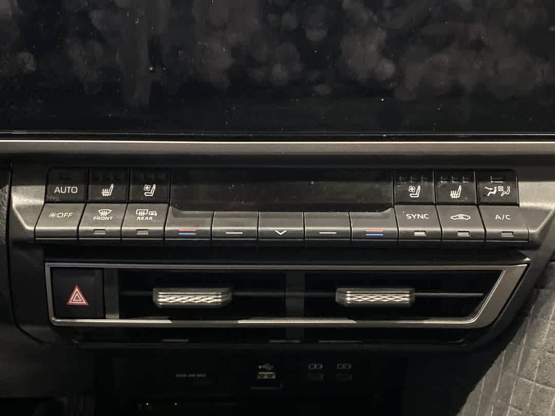 Certified 2025 Toyota Camry XLE AWD/4WD image 21