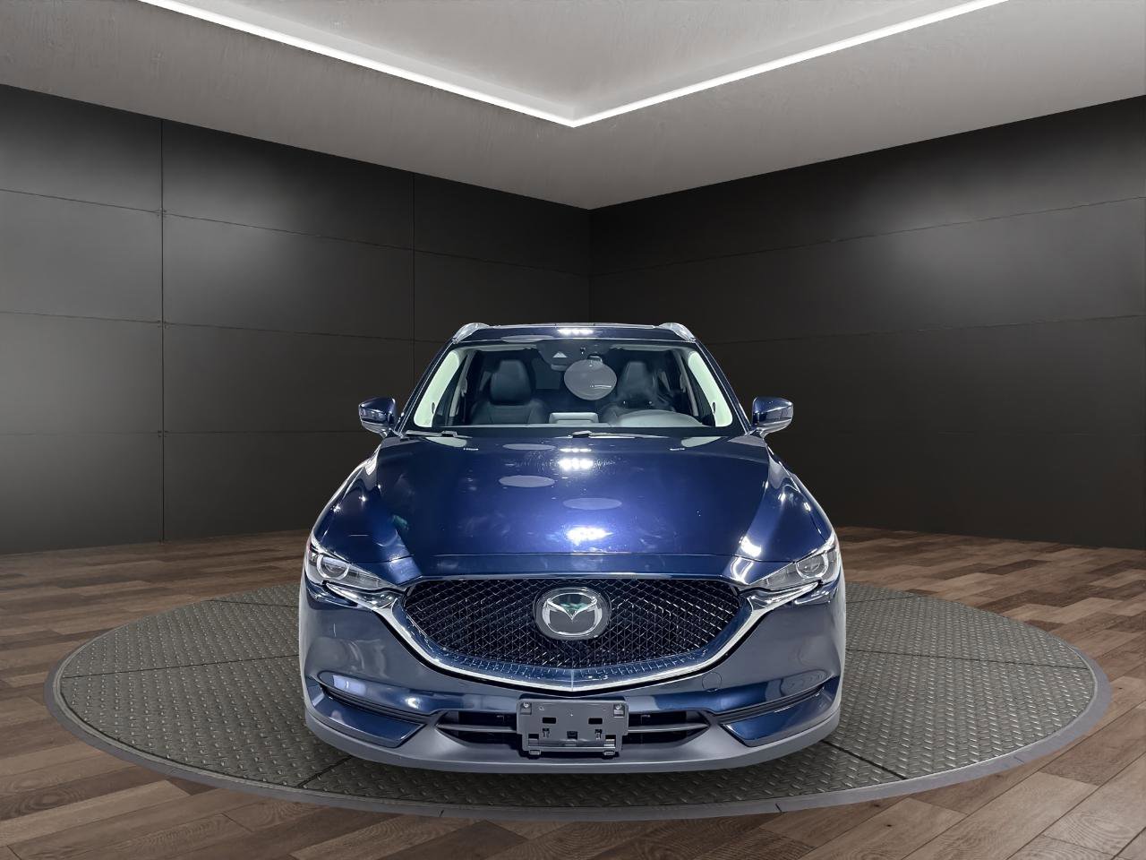 Used 2018 MAZDA CX-5 Touring w/ Preferred Equipment Package image 3