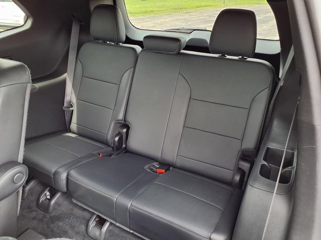 Used 2025 Buick Enclave Preferred AWD/4WD image 91