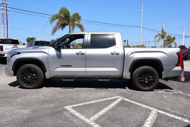 Used 2025 Toyota Tundra Limited AWD/4WD image 4