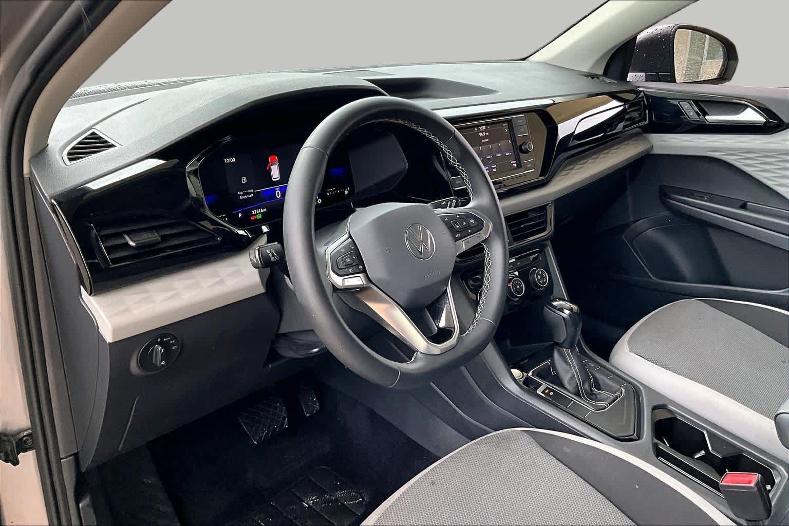 Used 2023 Volkswagen Taos S FWD image 15