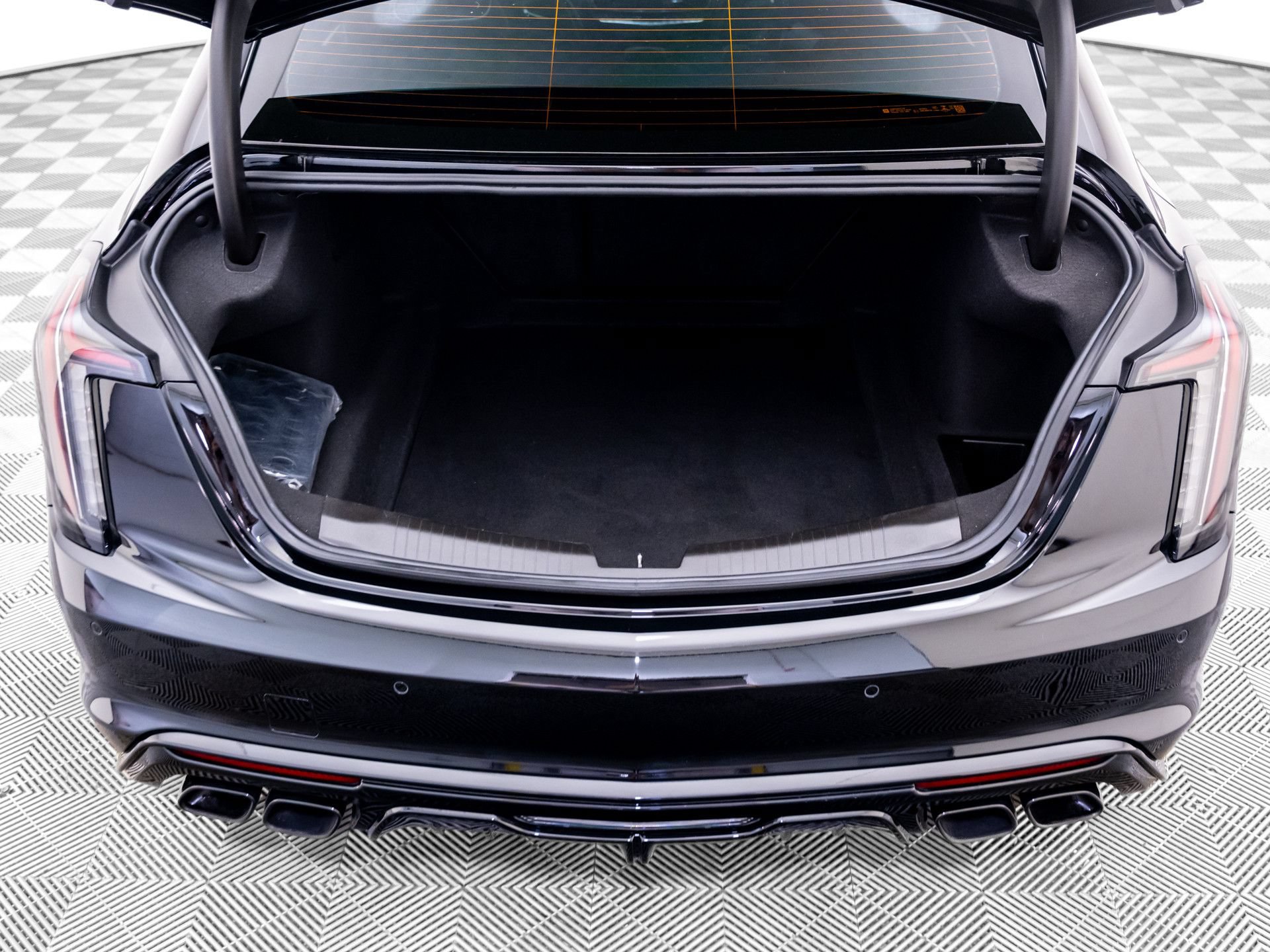 Used 2022 Cadillac CT5 V Blackwing RWD image 39