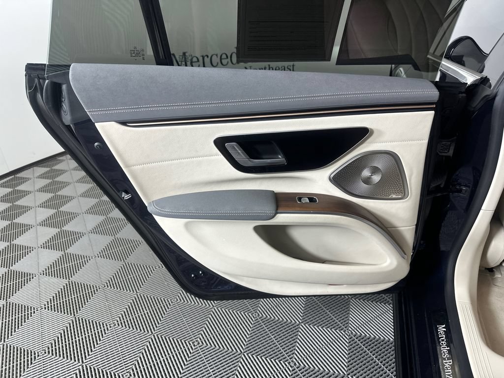 Certified 2023 Mercedes-Benz EQS 580 4MATIC Sedan image 24