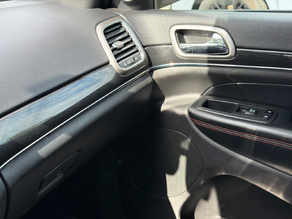 Used 2018 Jeep Grand Cherokee Trailhawk AWD/4WD image 34