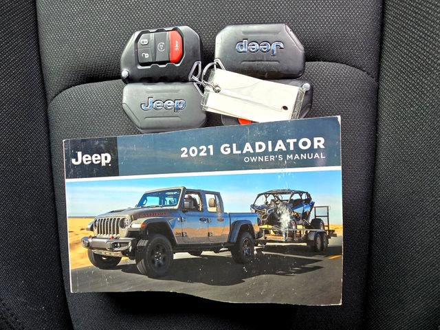 Certified 2021 Jeep Gladiator Willys image 30