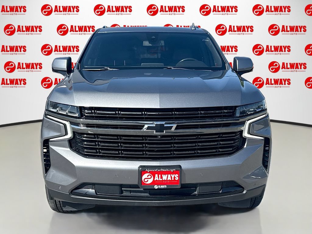 Used 2021 Chevrolet Tahoe RST w/ Luxury Package AWD/4WD image 2