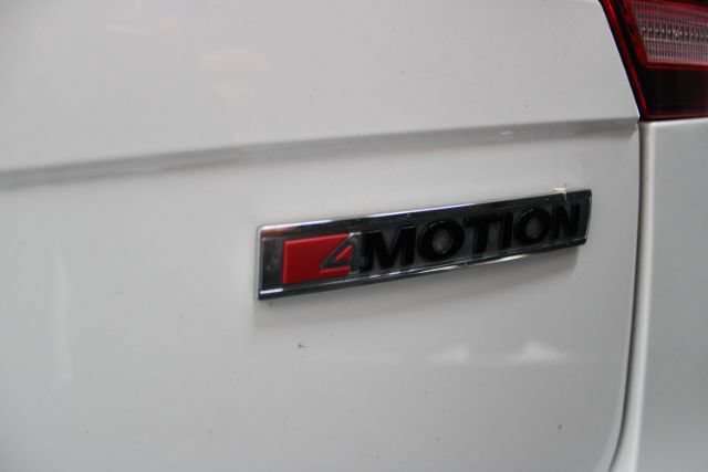 Used 2019 Volkswagen Tiguan SEL Premium R-Line AWD/4WD image 9