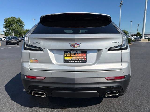 Used 2022 Cadillac XT4 Sport w/ Cold Weather Package AWD/4WD image 6