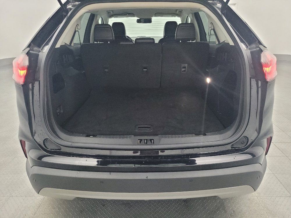Used 2023 Ford Edge SEL image 29