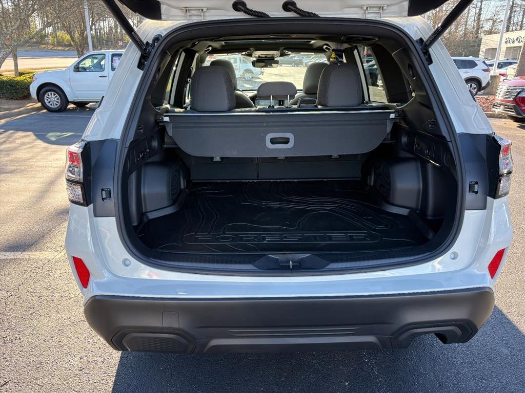 Used 2025 Subaru Forester Premium w/ Convenience Package #2 image 26