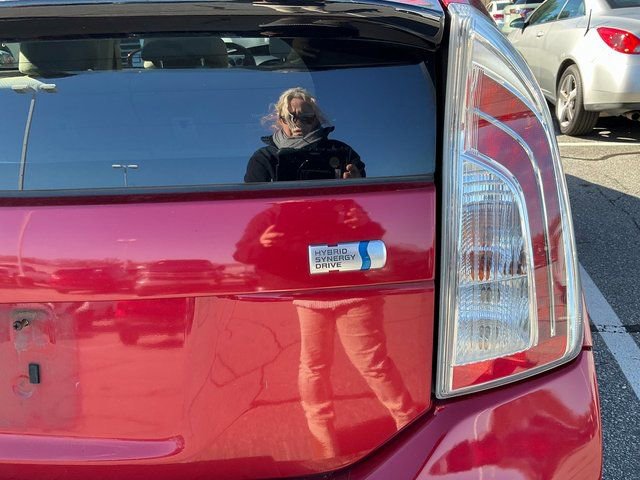 Used 2012 Toyota Prius Three image 8