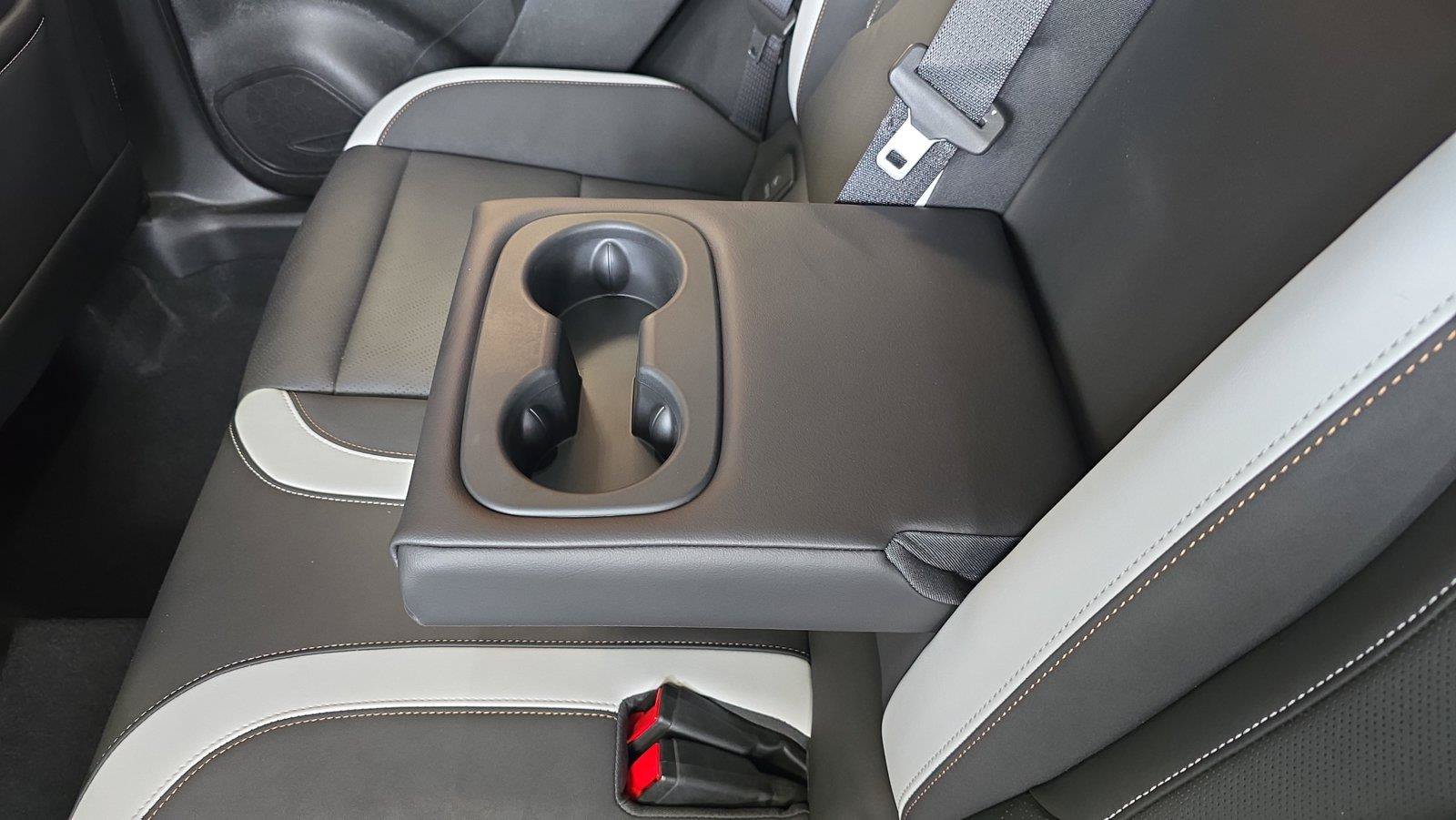 Used 2024 Buick Envision Sport Touring AWD/4WD image 19