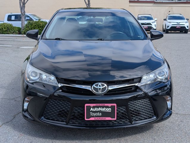 Used 2016 Toyota Camry SE FWD video 2
