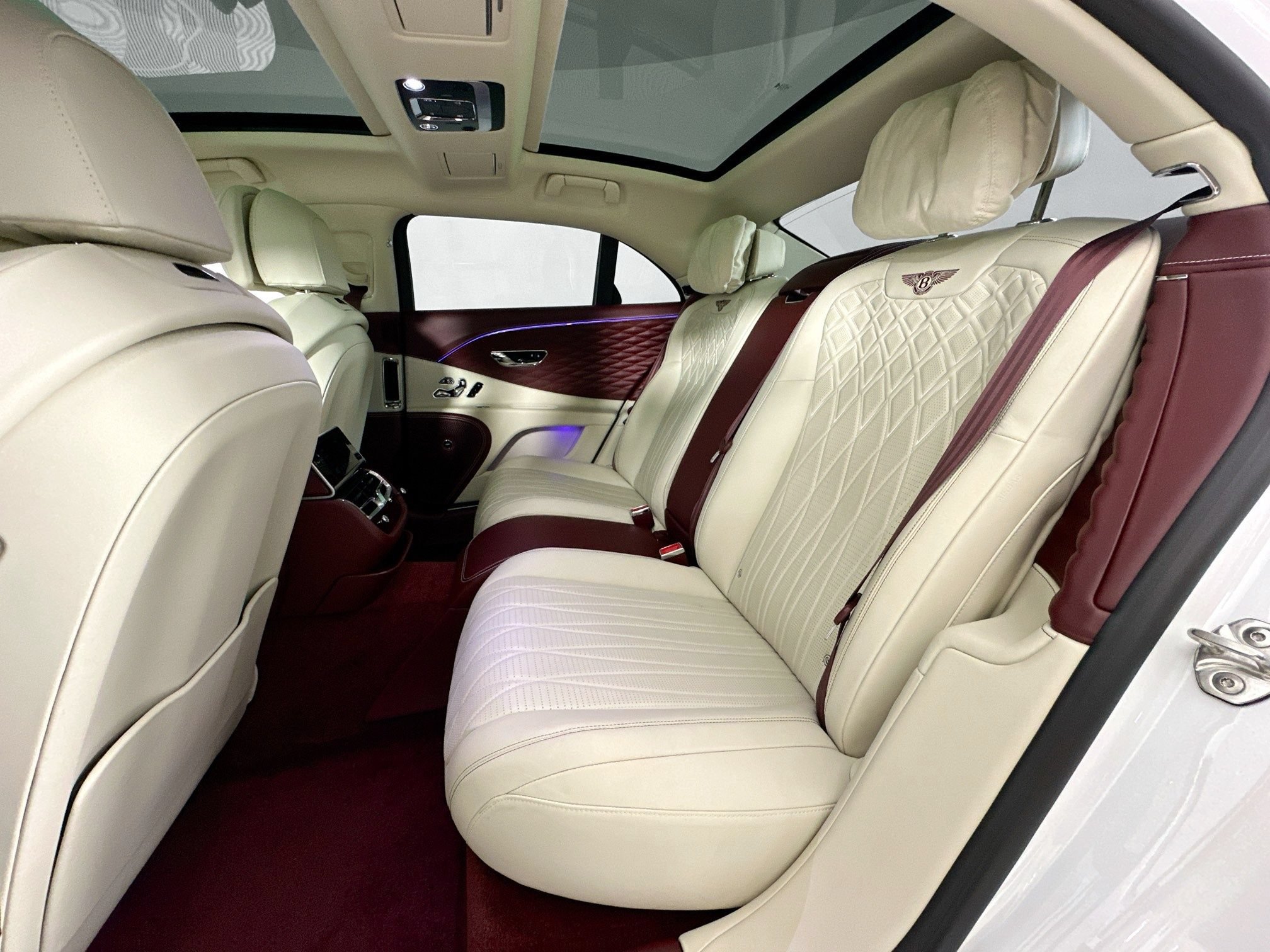 Certified 2022 Bentley Flying Spur W12 AWD/4WD image 25