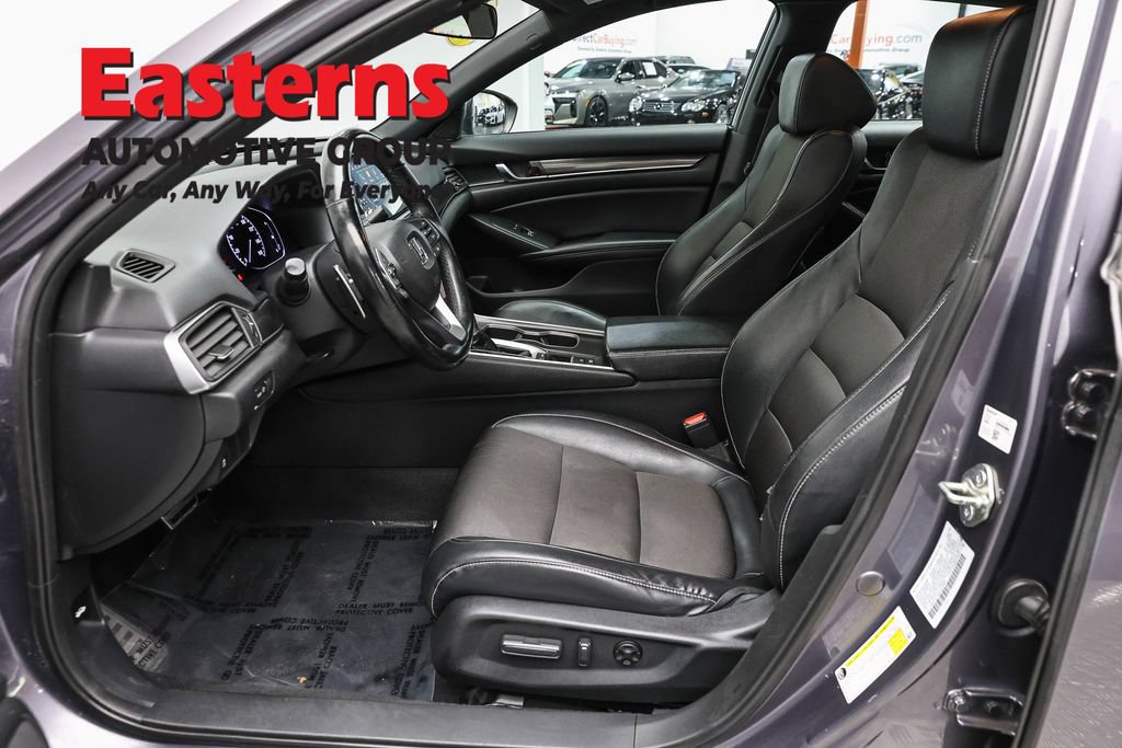 Used 2018 Honda Accord Sport image 13