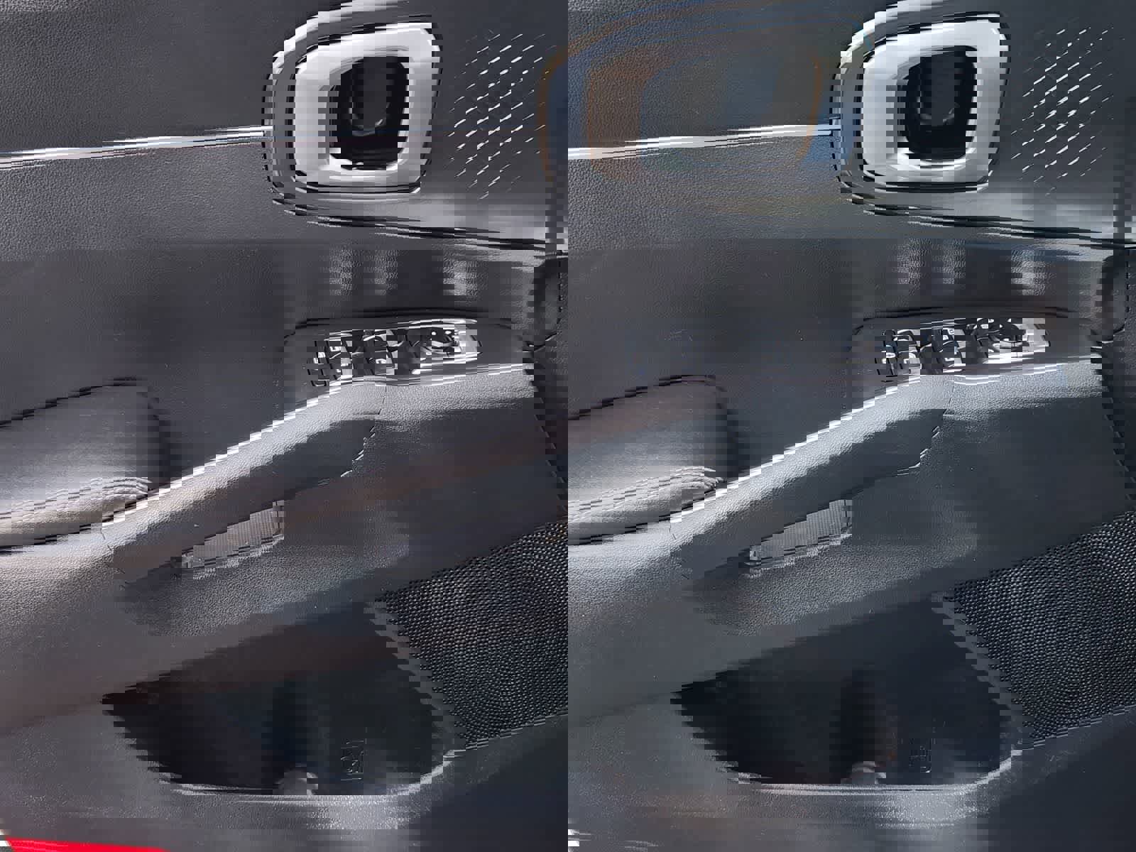 Used 2023 Kia Sorento S w/ Panoramic Sunroof Package image 23