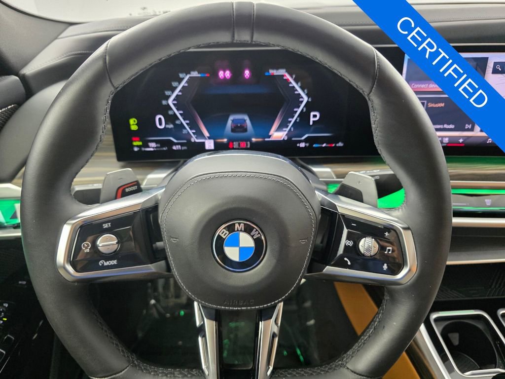 Used 2024 BMW 740i image 18