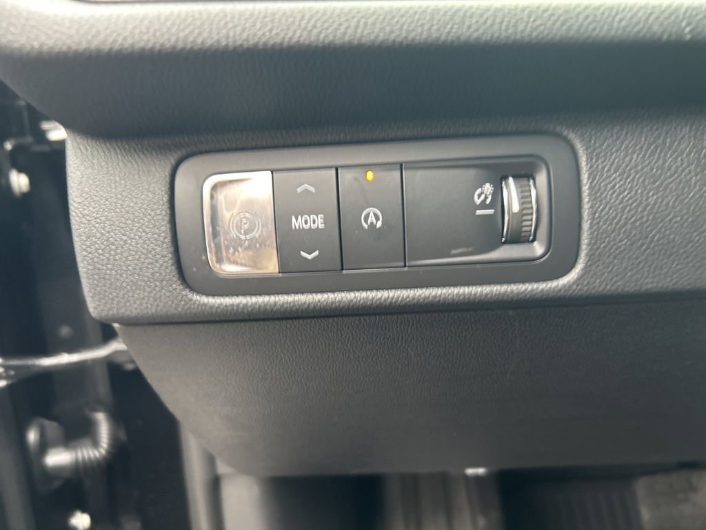 New 2026 Chevrolet Traverse LT w/ Midnight/Sport Edition image 24