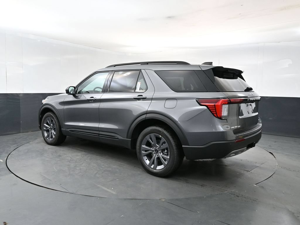 New 2026 Ford Explorer Active w/ Active Comfort Package AWD/4WD image 3