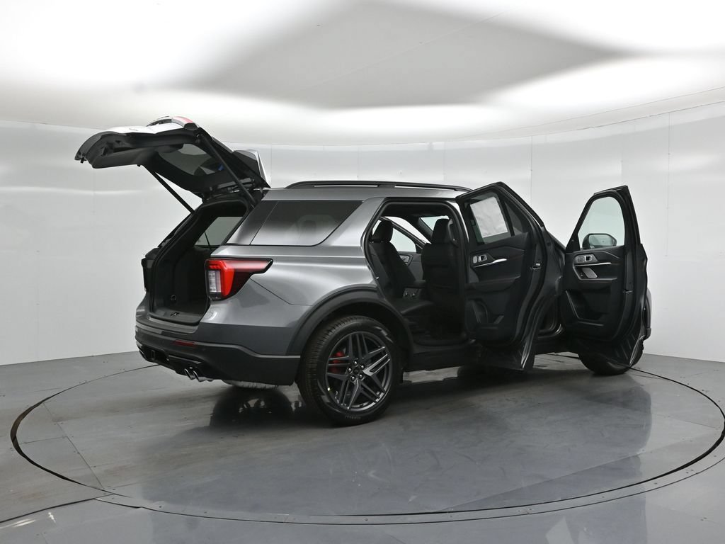New 2026 Ford Explorer ST w/ Sun And Sound Package AWD/4WD image 5