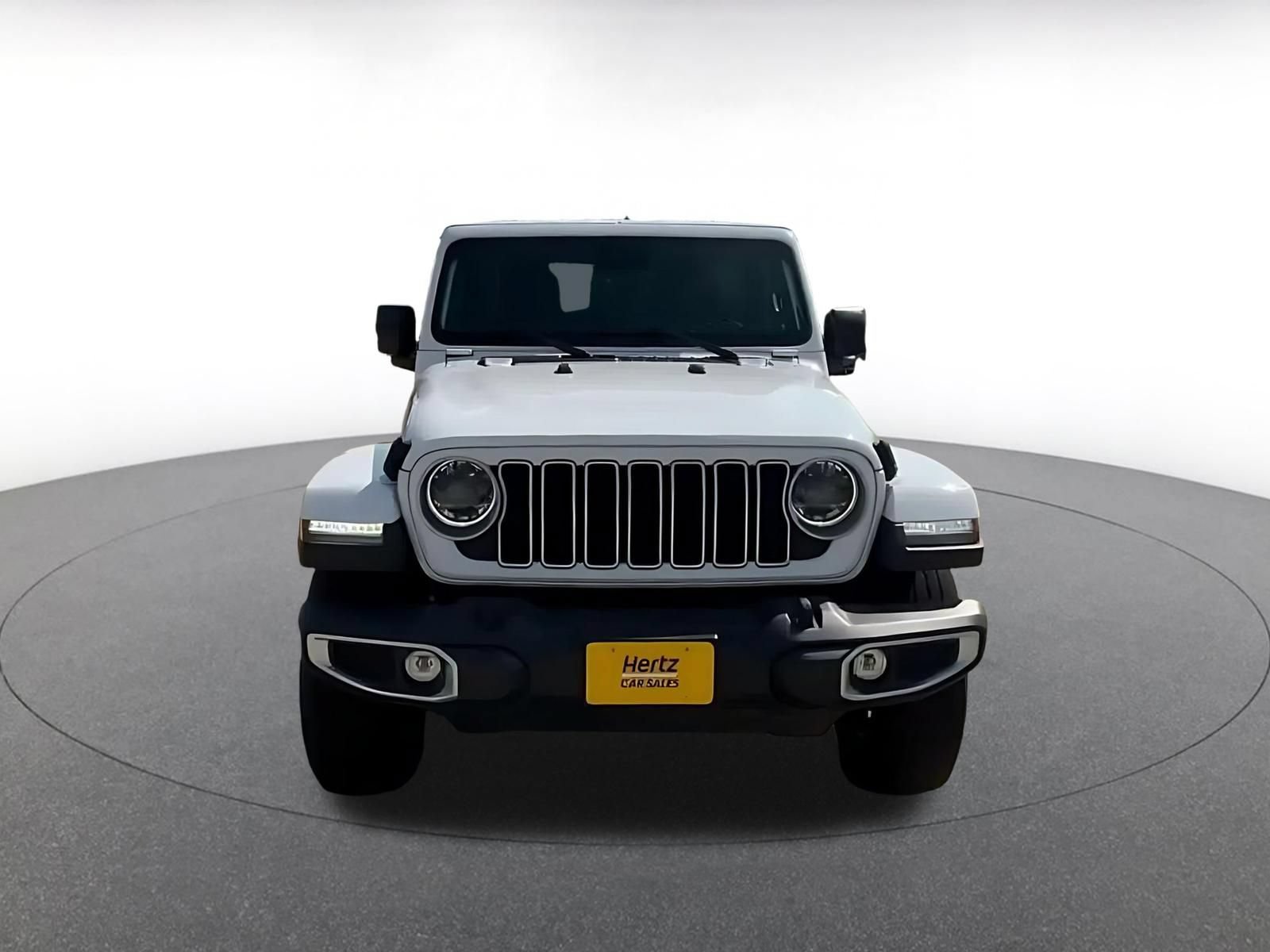 Used 2025 Jeep Wrangler Unlimited Sahara AWD/4WD image 4