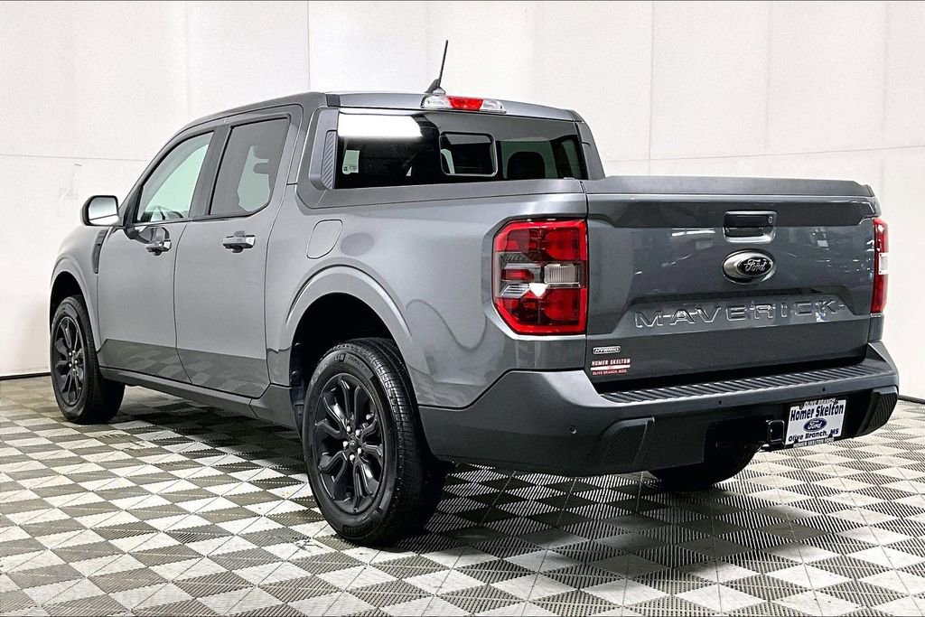 Used 2024 Ford Maverick Lariat w/ Black Appearance Package image 11