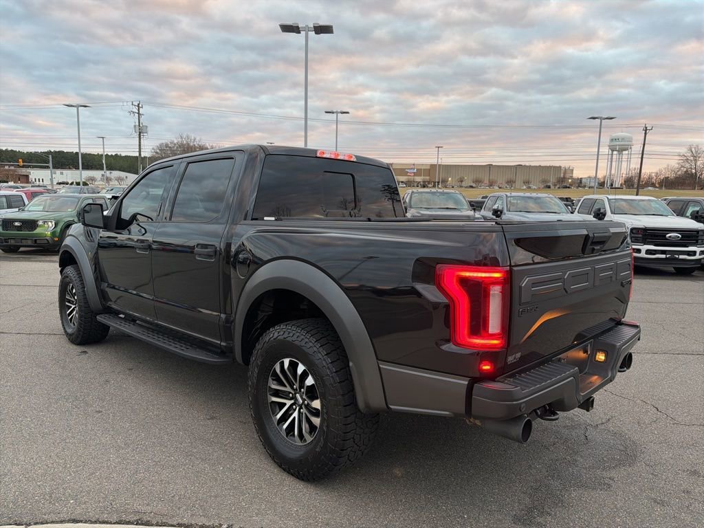 Used 2019 Ford F150 Raptor w/ Equipment Group 801A Mid image 5