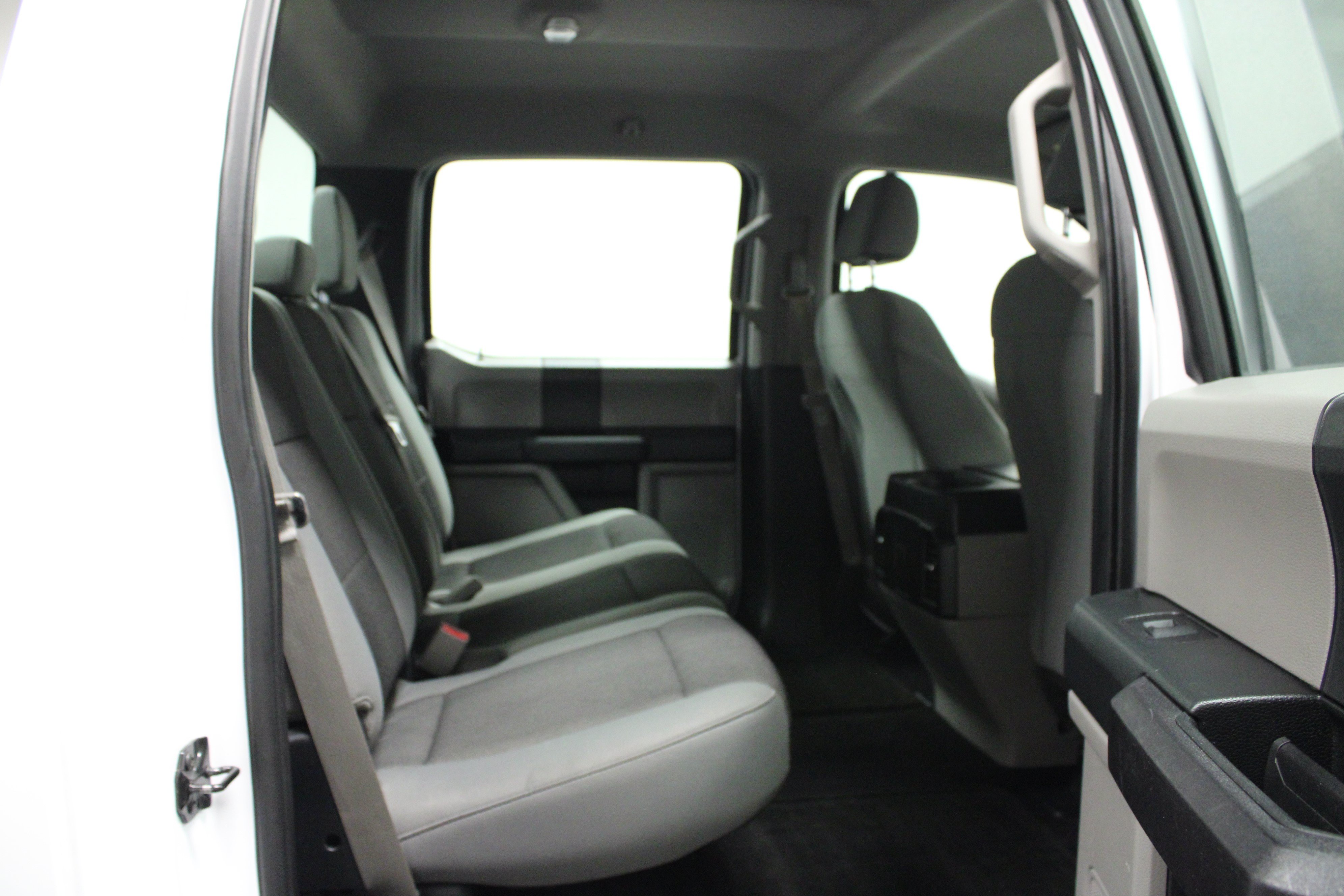 Used 2015 Ford F150 XL w/ Equipment Group 101A Mid AWD/4WD image 15
