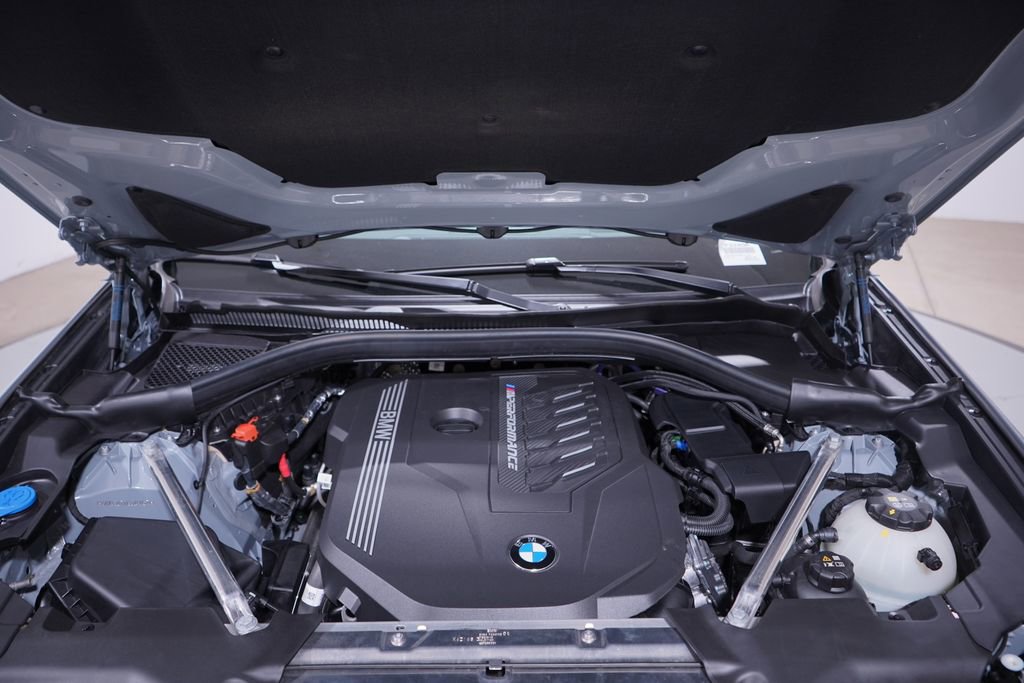Used 2025 BMW X4 M40i AWD/4WD image 24