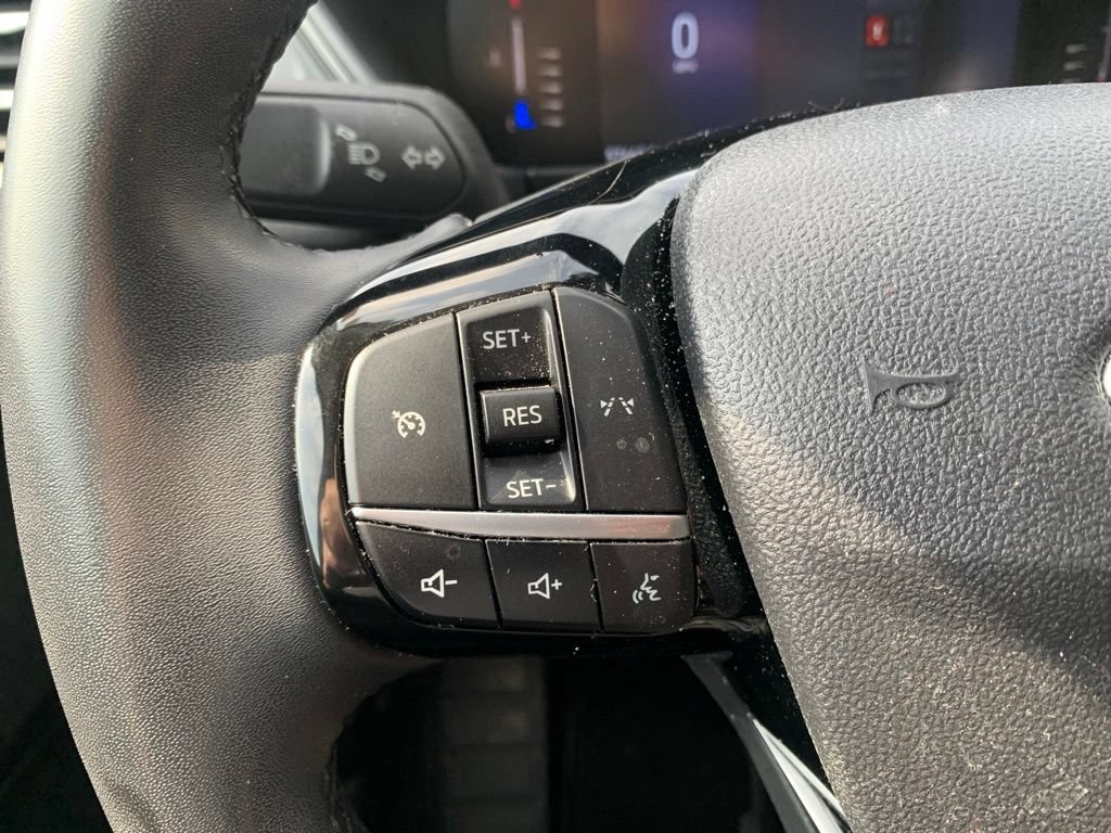 Used 2023 Ford Escape Active AWD/4WD image 39