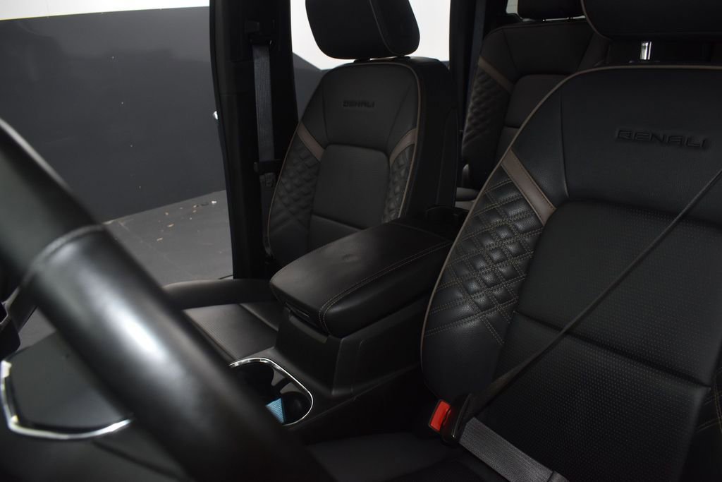 Used 2024 GMC Canyon Denali AWD/4WD image 28
