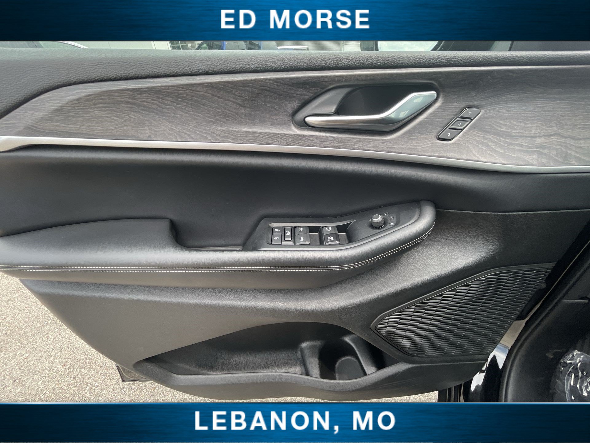 Used 2024 Jeep Grand Cherokee L Limited w/ Luxury Tech Group II AWD/4WD image 21