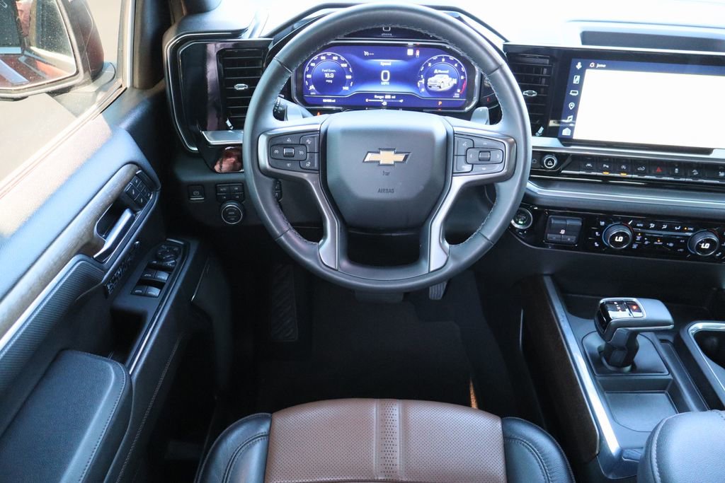 Used 2023 Chevrolet Silverado 1500 High Country w/ Z71 Off-Road Package image 21