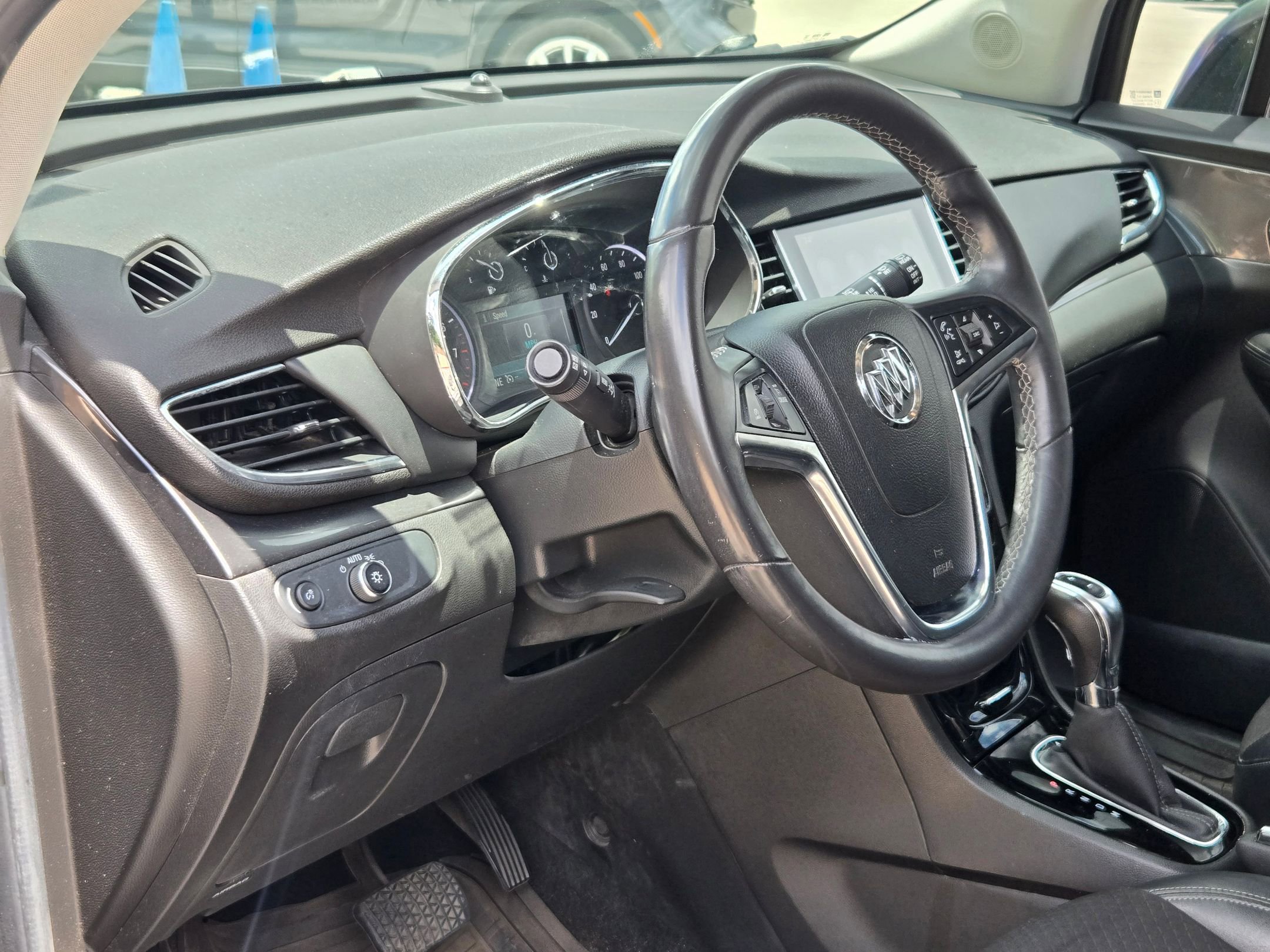 Used 2018 Buick Encore Preferred FWD image 9