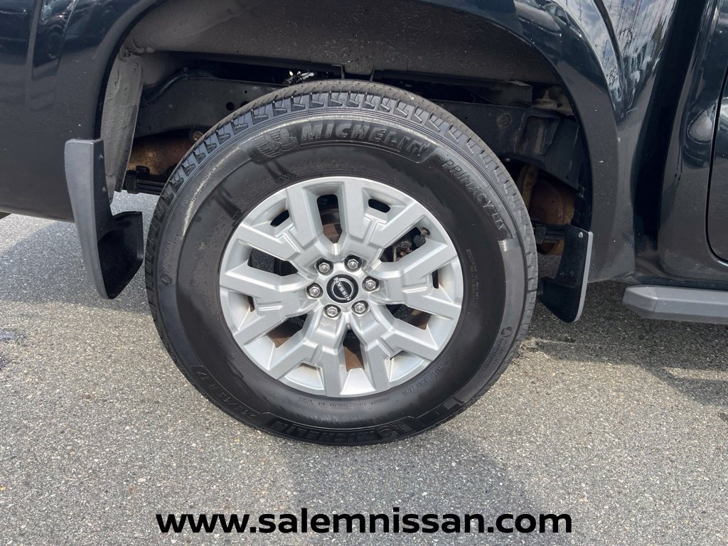 Used 2023 Nissan Frontier SV w/ Technology Package AWD/4WD image 25