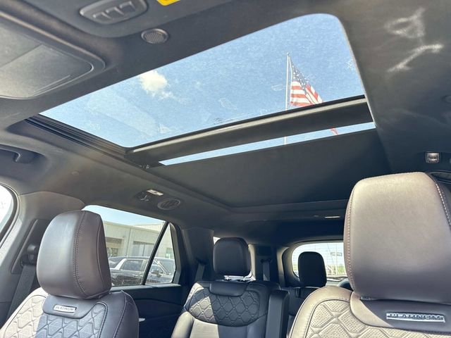 Used 2025 Ford Explorer Platinum w/ LUX Leather Package image 24