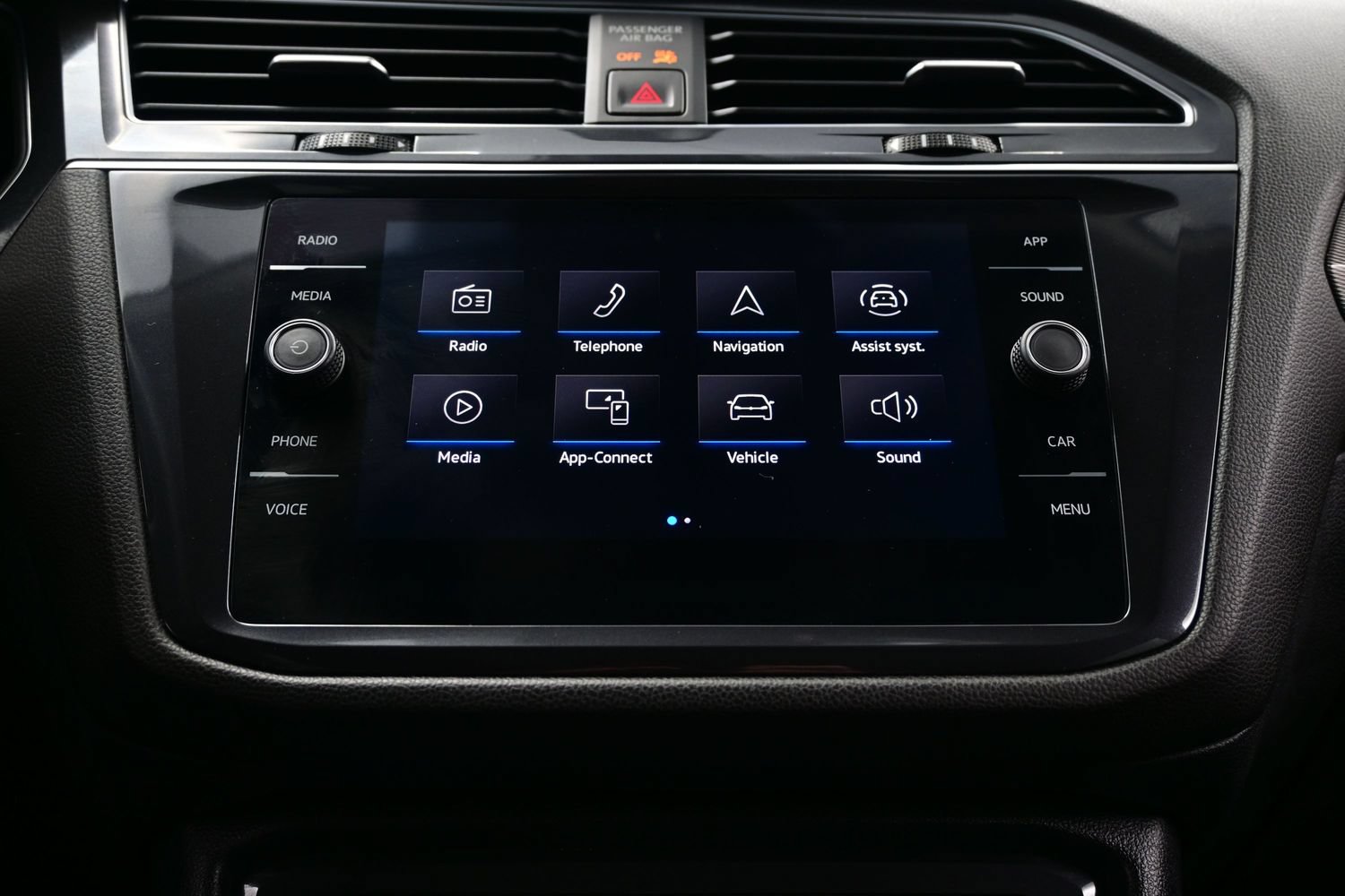 Used 2022 Volkswagen Tiguan SE AWD/4WD image 19