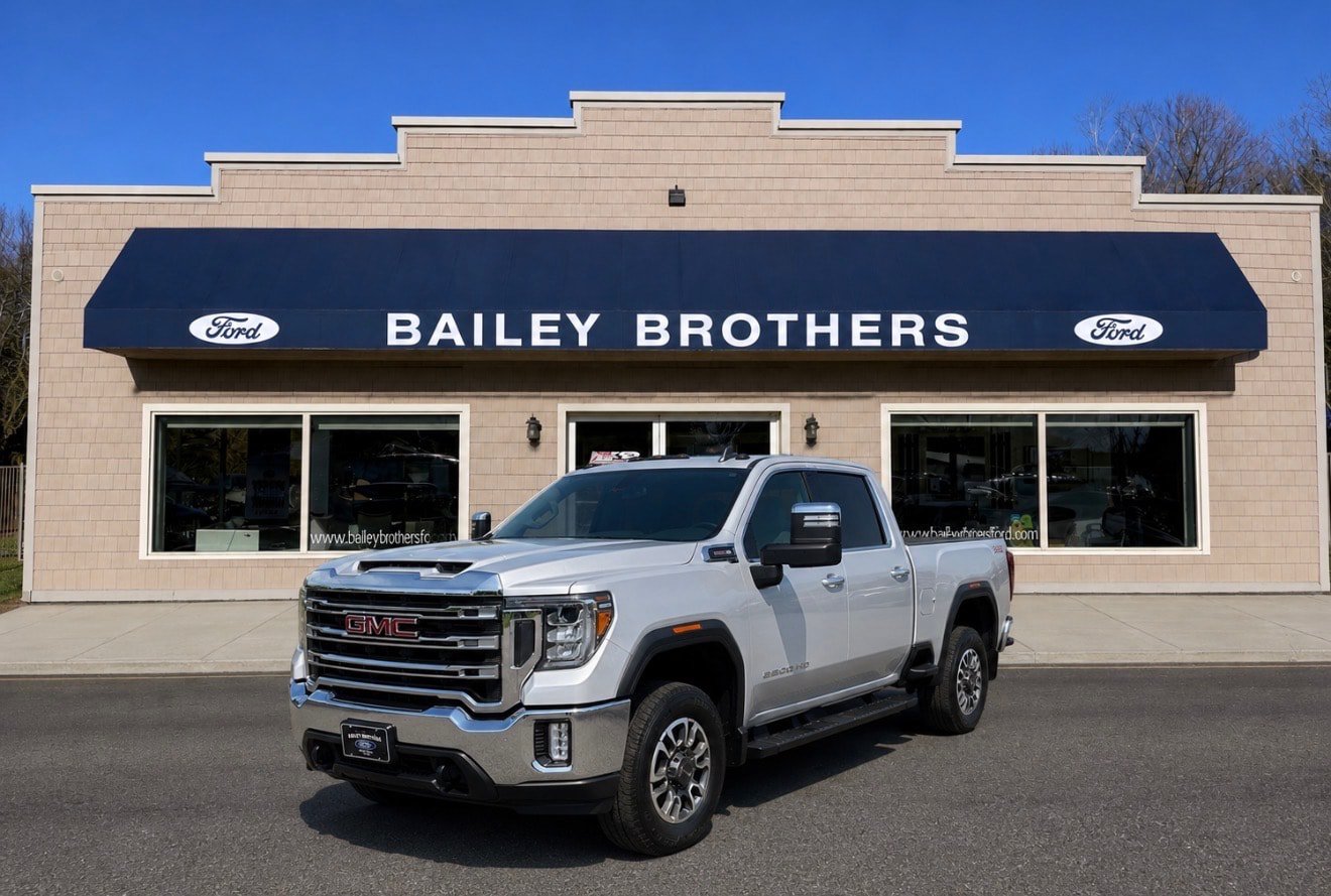 Used 2023 GMC Sierra 2500 SLE w/ SLE Value Package; AWD/4WD image 1