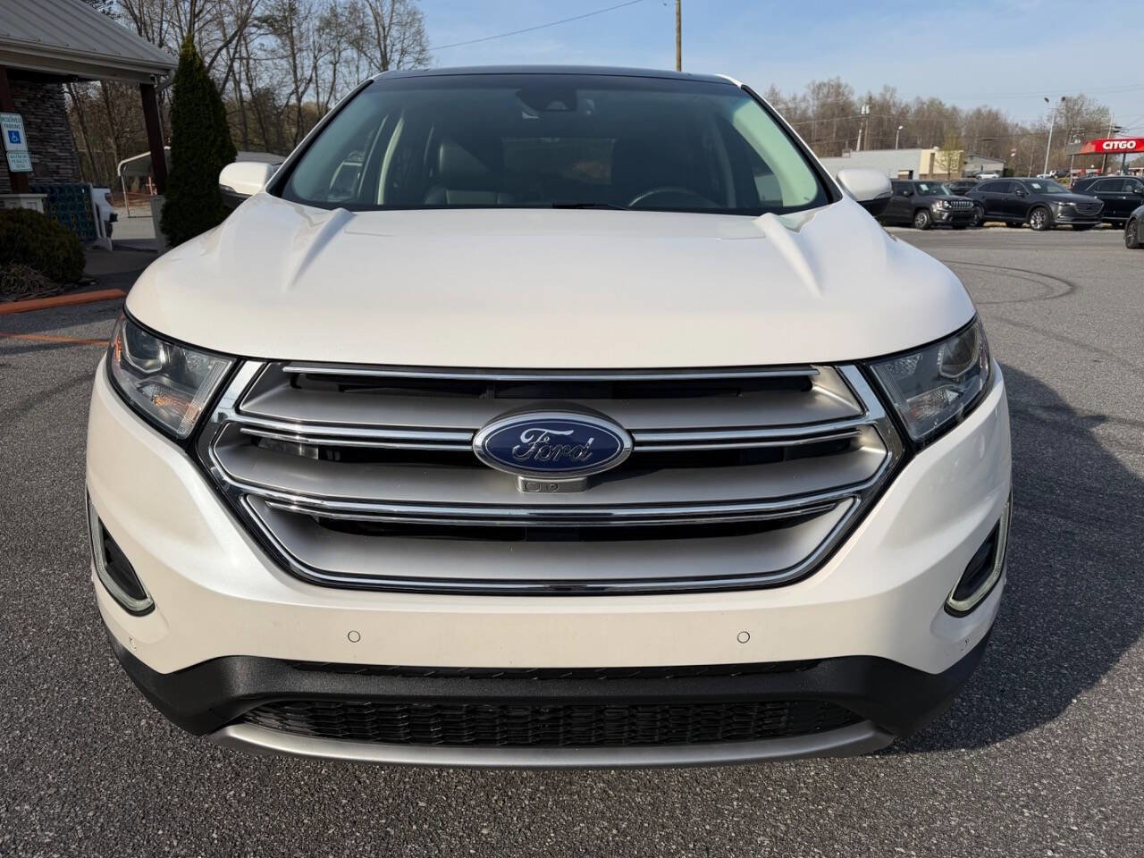 Used 2015 Ford Edge Titanium w/ Equipment Group 302A FWD image 4