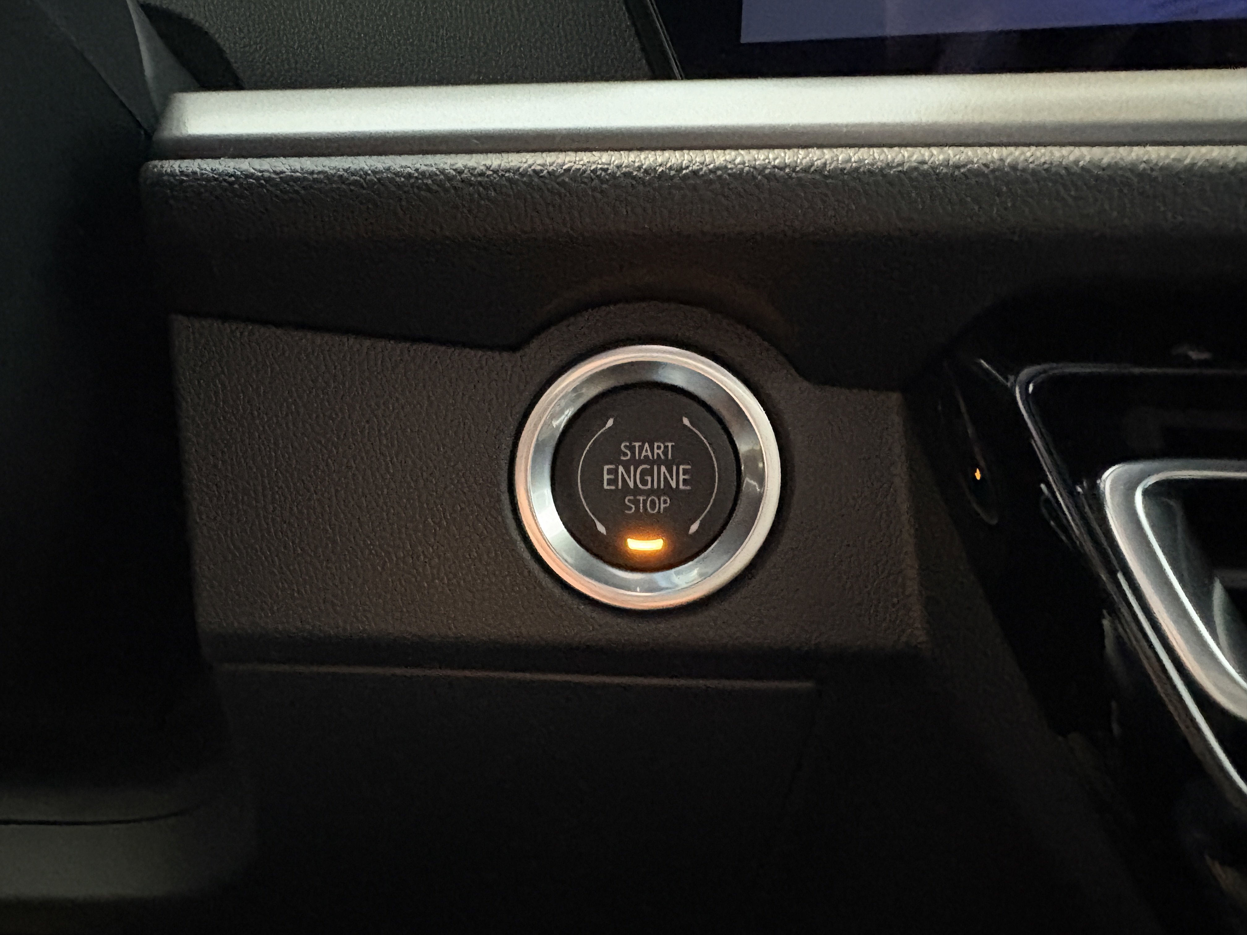 New 2026 Chevrolet Traverse LT w/ Midnight/Sport Edition image 13