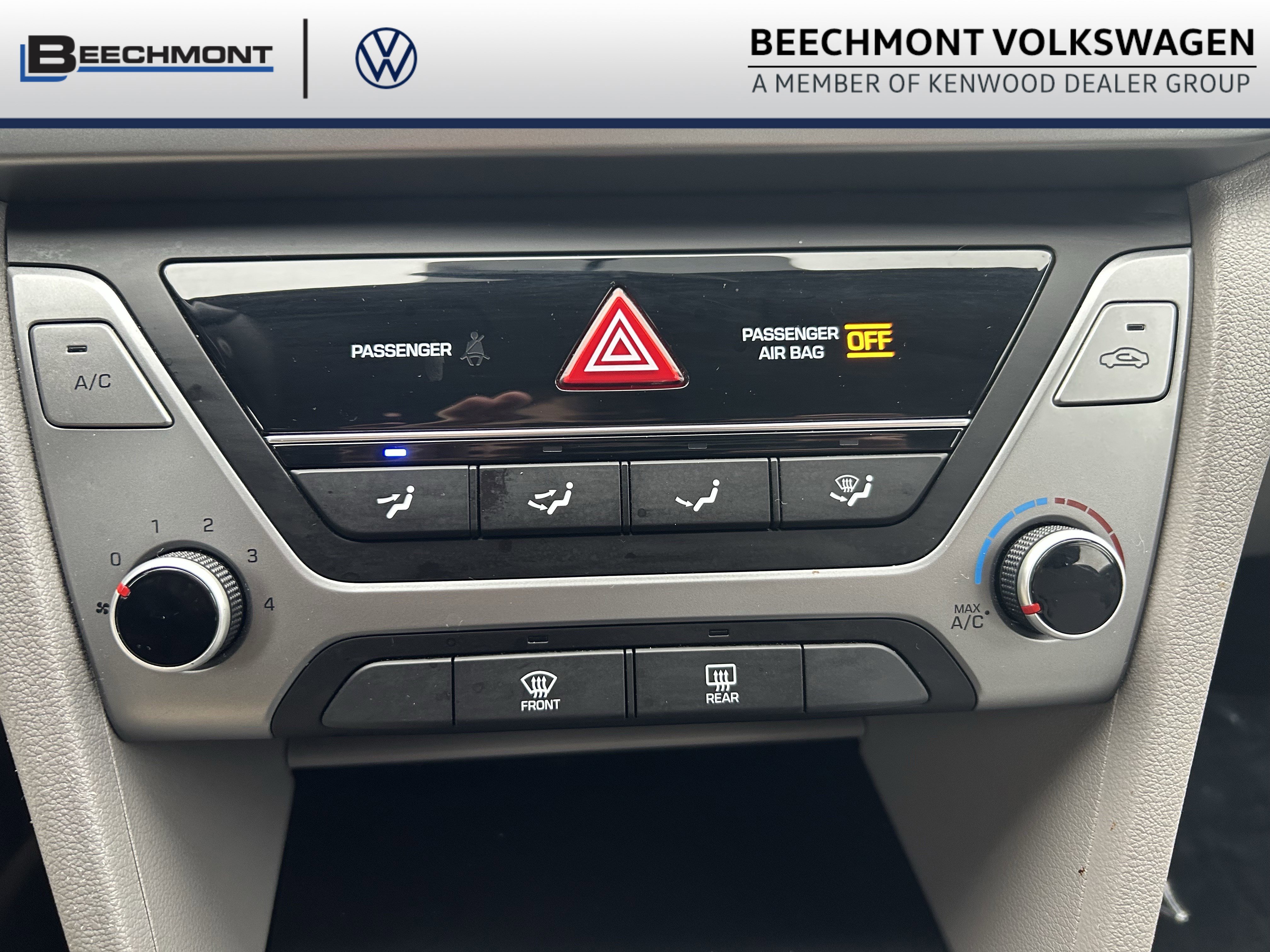 Used 2017 Hyundai Elantra SE image 14