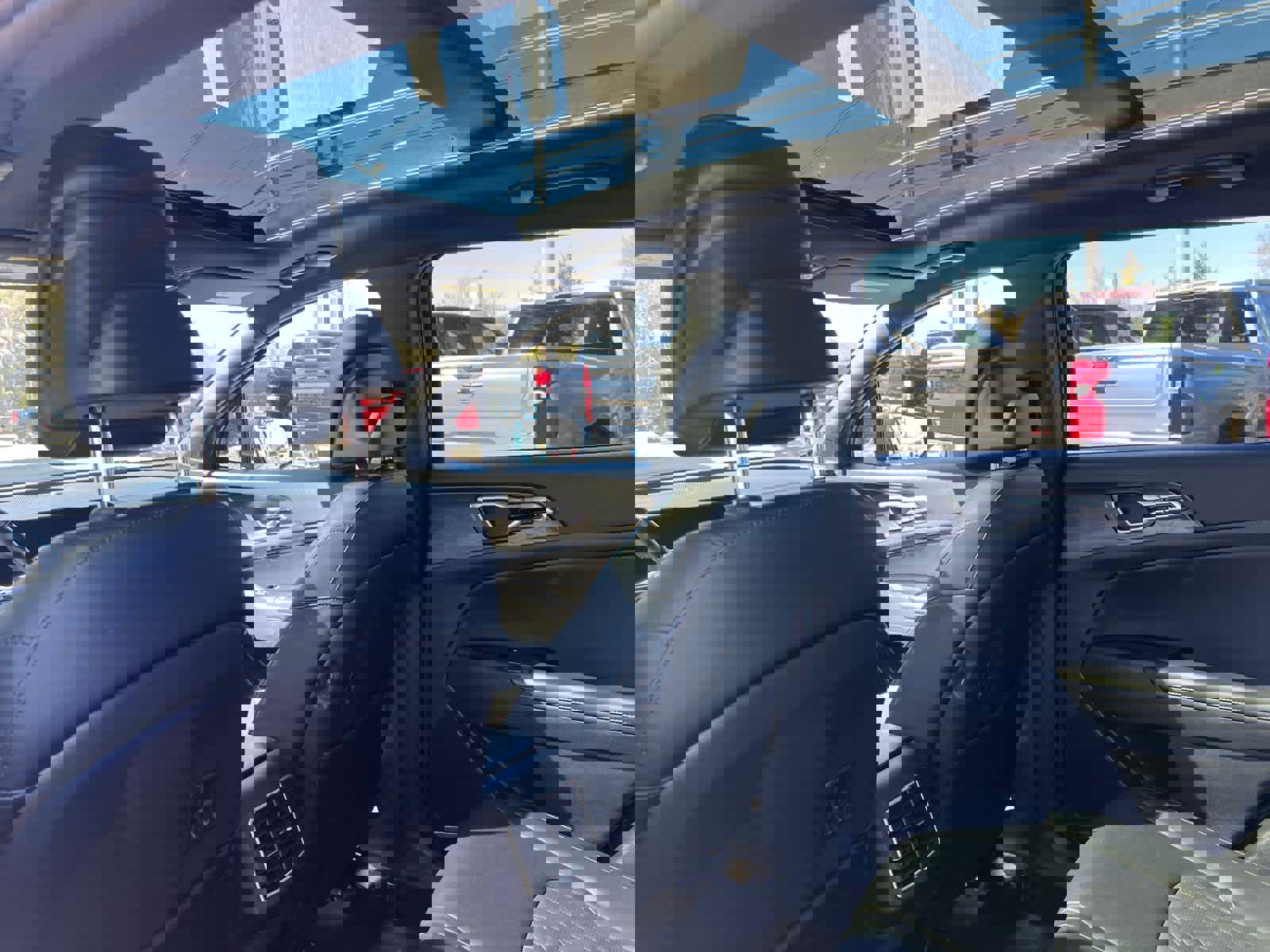 Used 2023 Kia Sportage X-Line w/ X-Line Premium Package AWD/4WD image 33