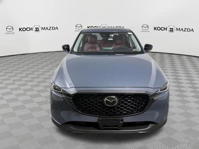 Used 2023 MAZDA CX-5 Carbon Edition image 2