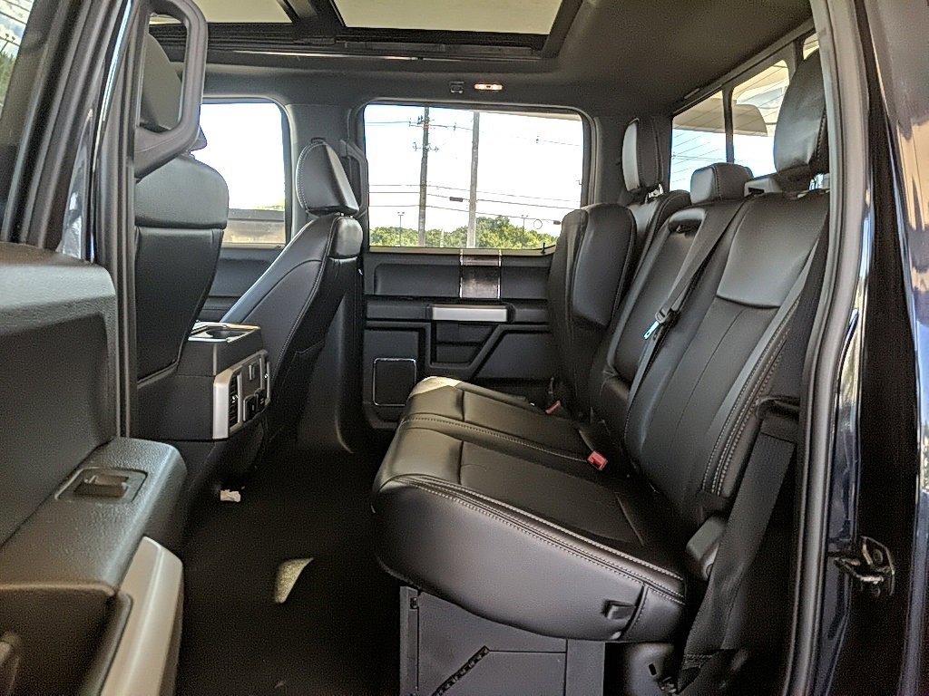 Certified 2022 Ford F350 Lariat w/ Black Appearance Package image 10