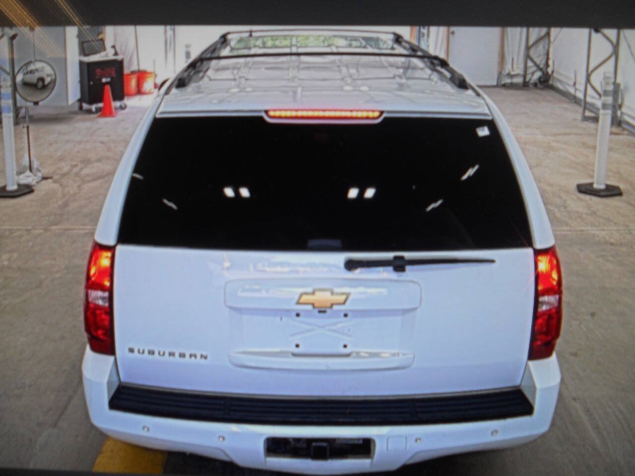Used 2013 Chevrolet Suburban LT AWD/4WD image 27