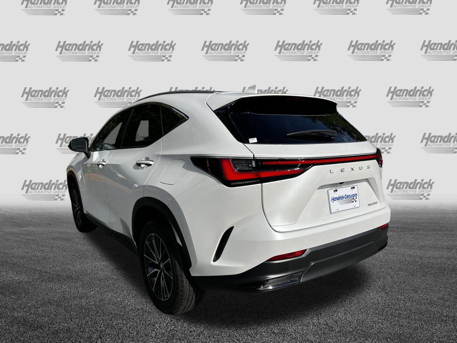 Used 2025 Lexus NX 250 FWD w/ Towing Package (2000 Lbs) image 7