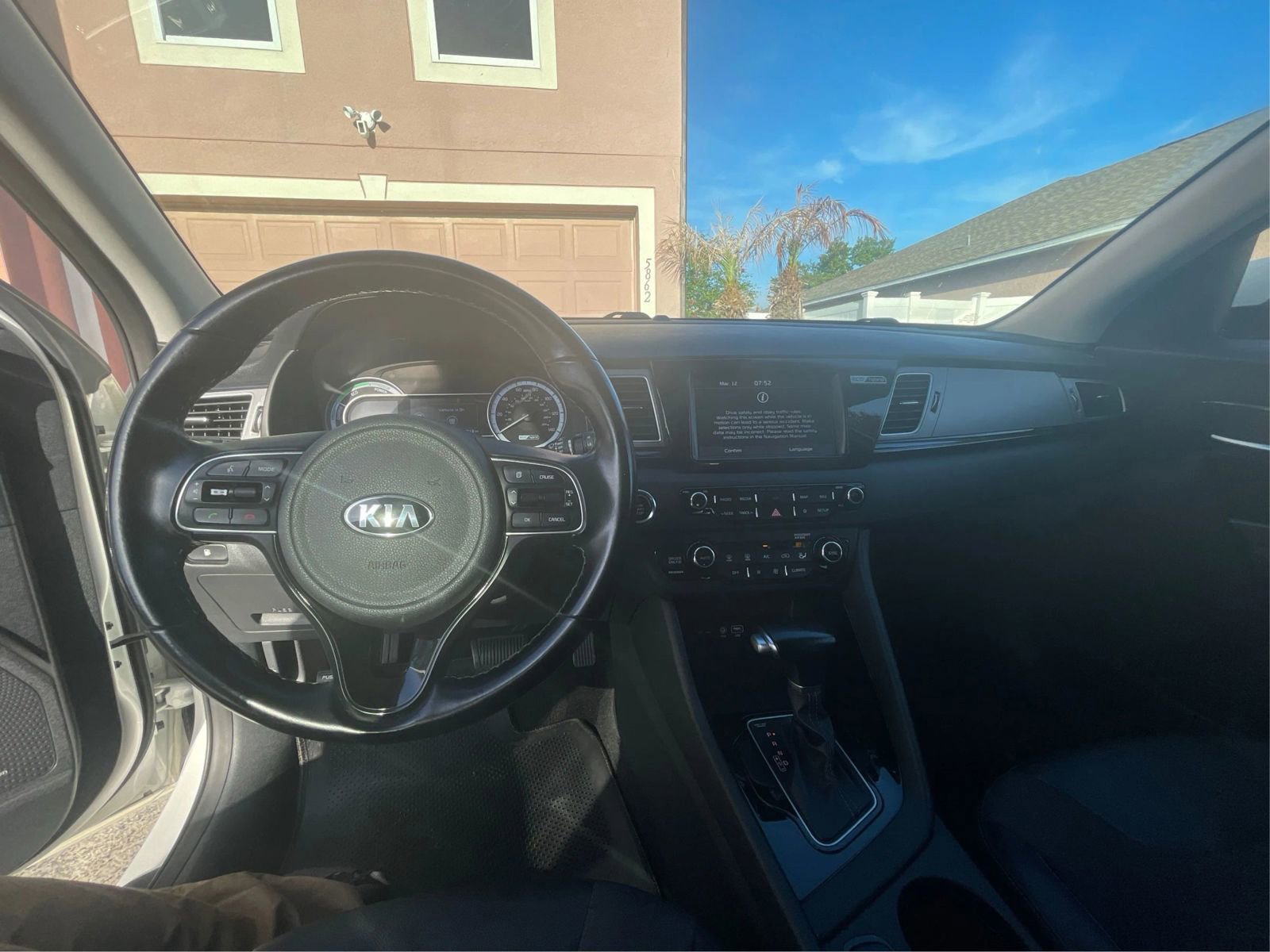 Used 2019 Kia Niro S Touring FWD image 20
