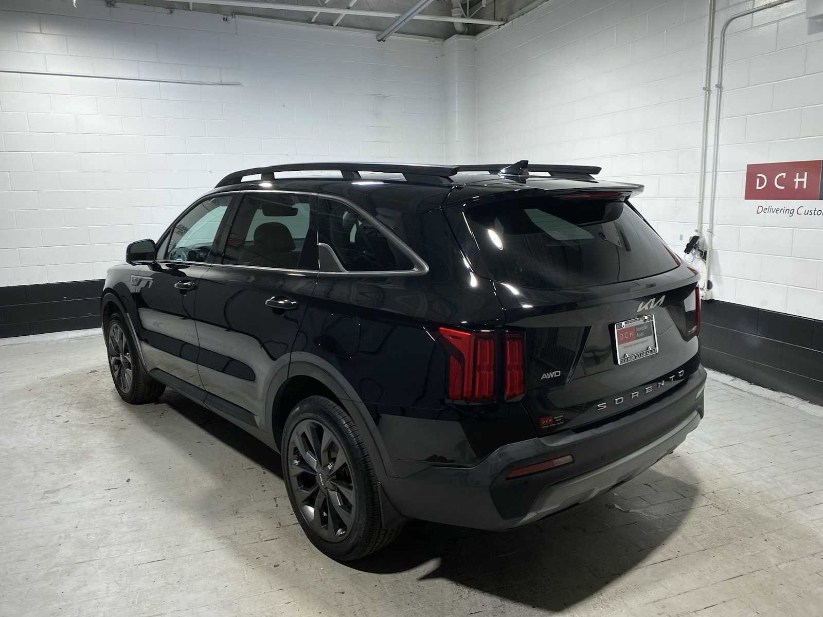 Used 2022 Kia Sorento SX Prestige w/ Rust Color Package AWD/4WD image 4