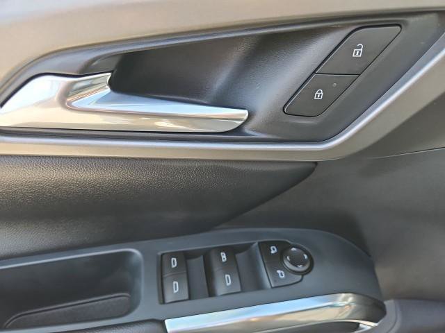New 2027 Chevrolet Traverse LT w/ LPO, Cargo Package FWD image 23