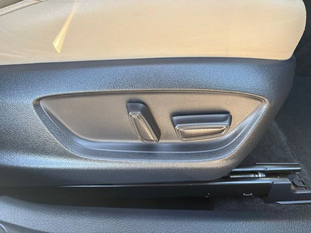 Used 2021 Toyota Avalon XLE image 28